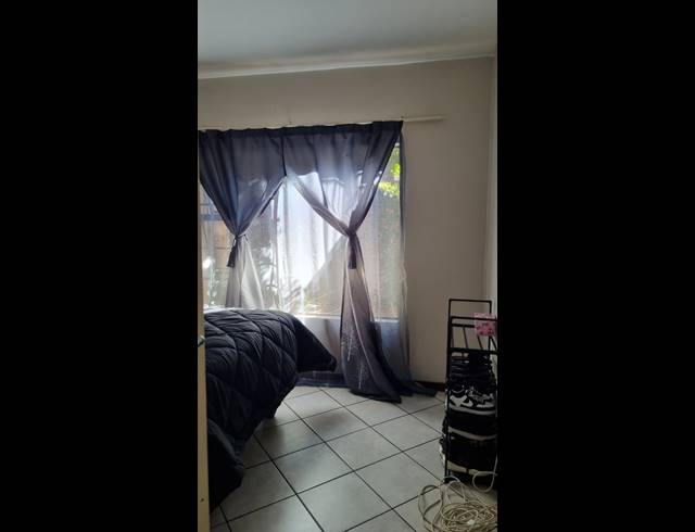 2 BEDROOM FLAT FOR SALE IN SUNNYRIDGE
